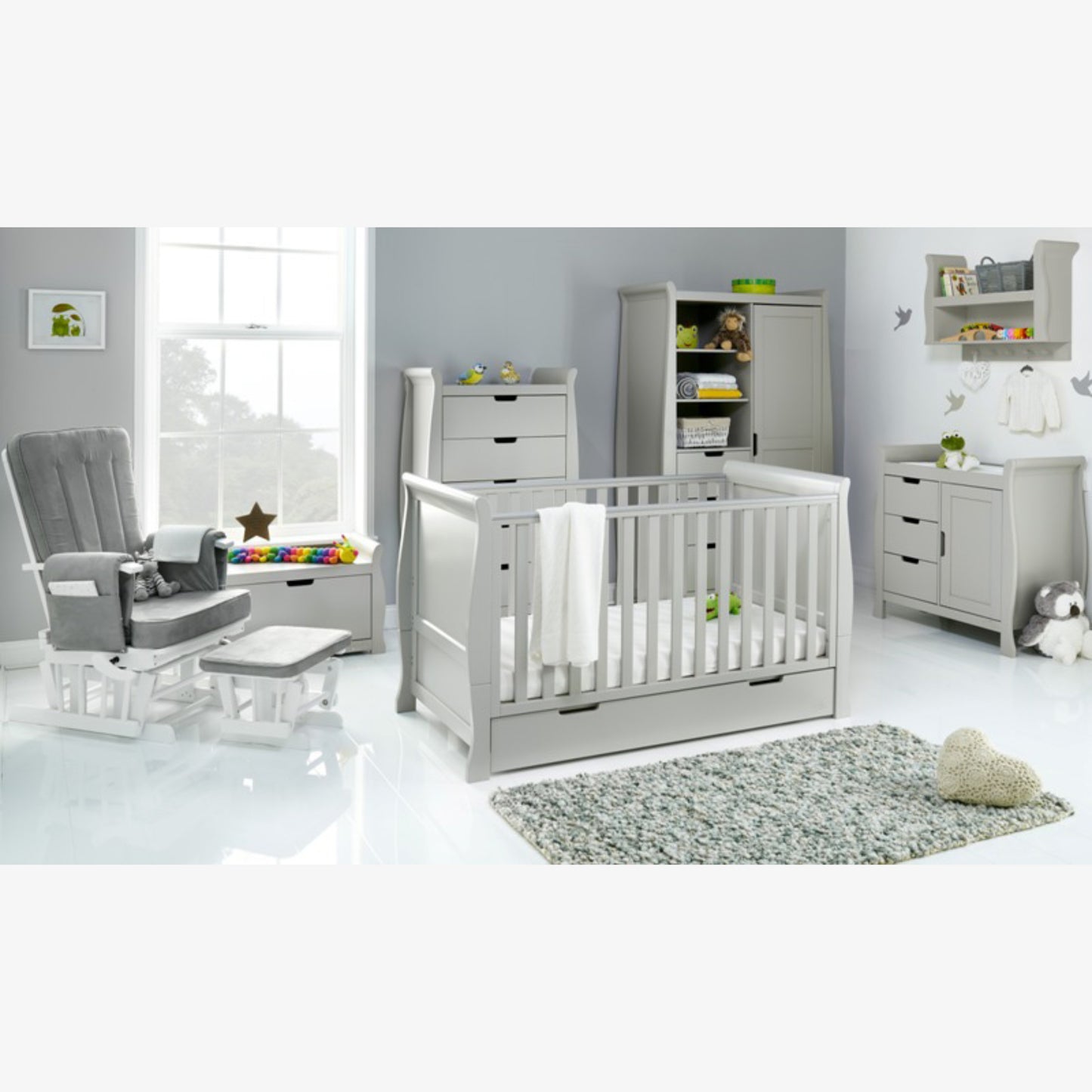 Obaby Stamford Classic 7 Piece Room Set with Cot Bed, Dresser, Tall Chest, Toy Box, Shelf, Wardrobe, Glider Chair