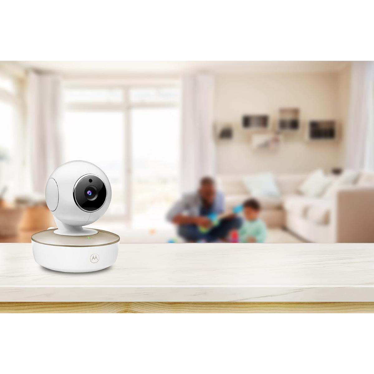 Motorola 5-Inch Video Baby Monitor with Remote Pan/Tilt & Temperature Monitoring VM50G