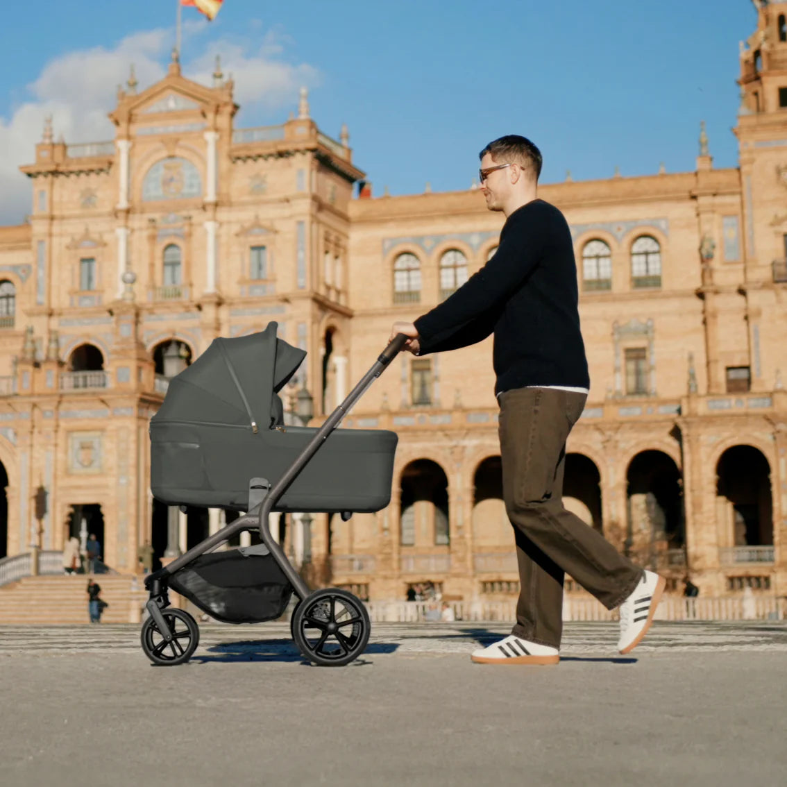 Silver Cross Breez Buggy and Carrycot