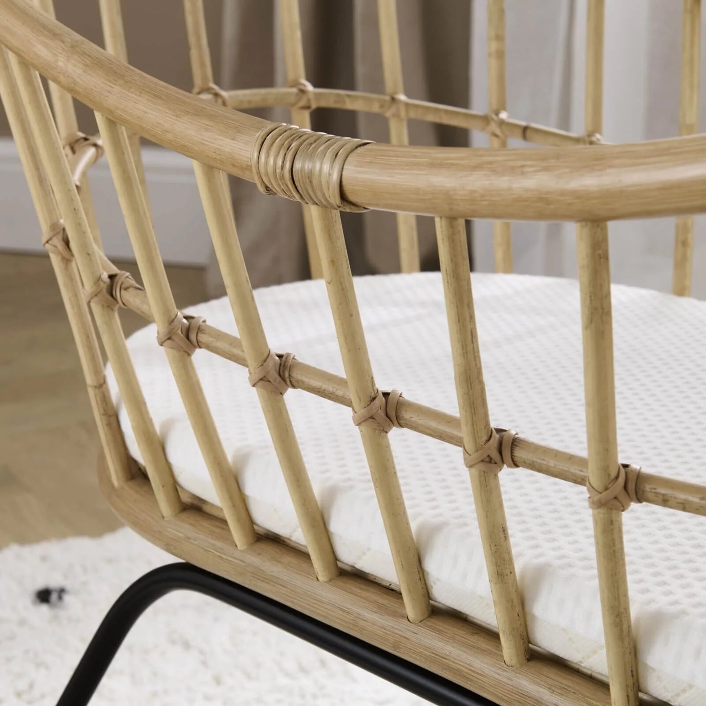 CuddleCo Aria Wave Crib