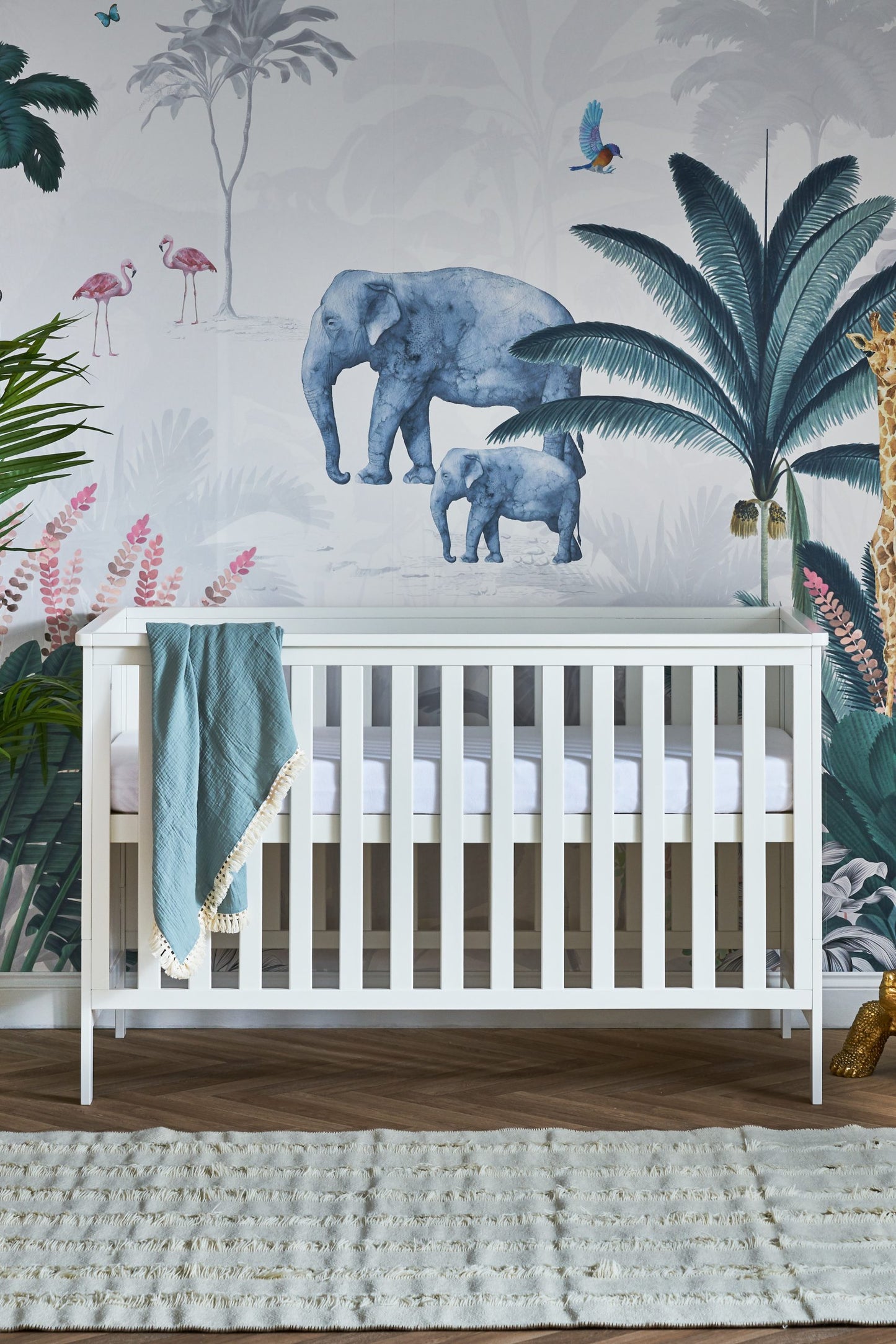 Obaby Evie 2 Piece Set with Cot Bed and Dresser Changer