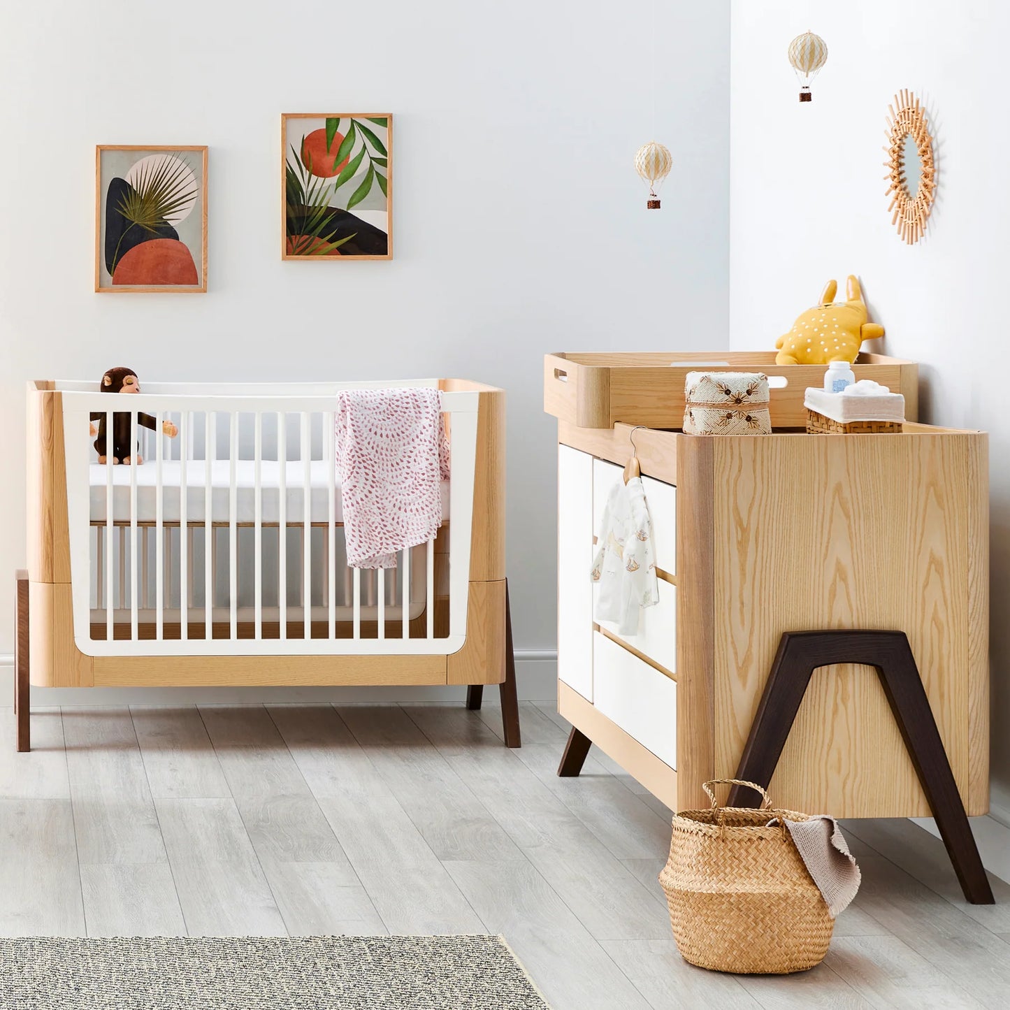 Gaia Baby Hera 2 Piece Set - Cot Bed & Dresser