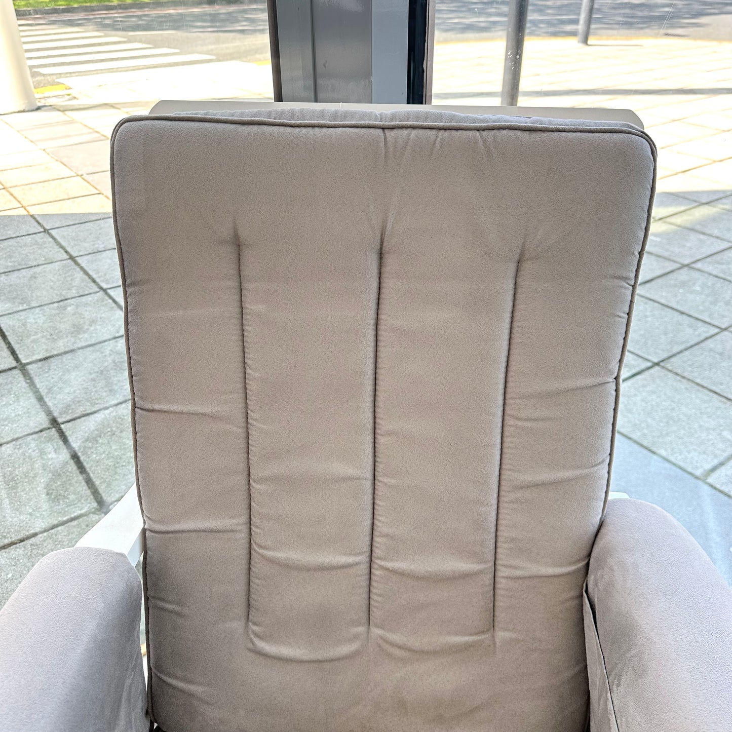 Ex Display Obaby Deluxe Reclining Glider Chair and Stool - White with Grey Cushion