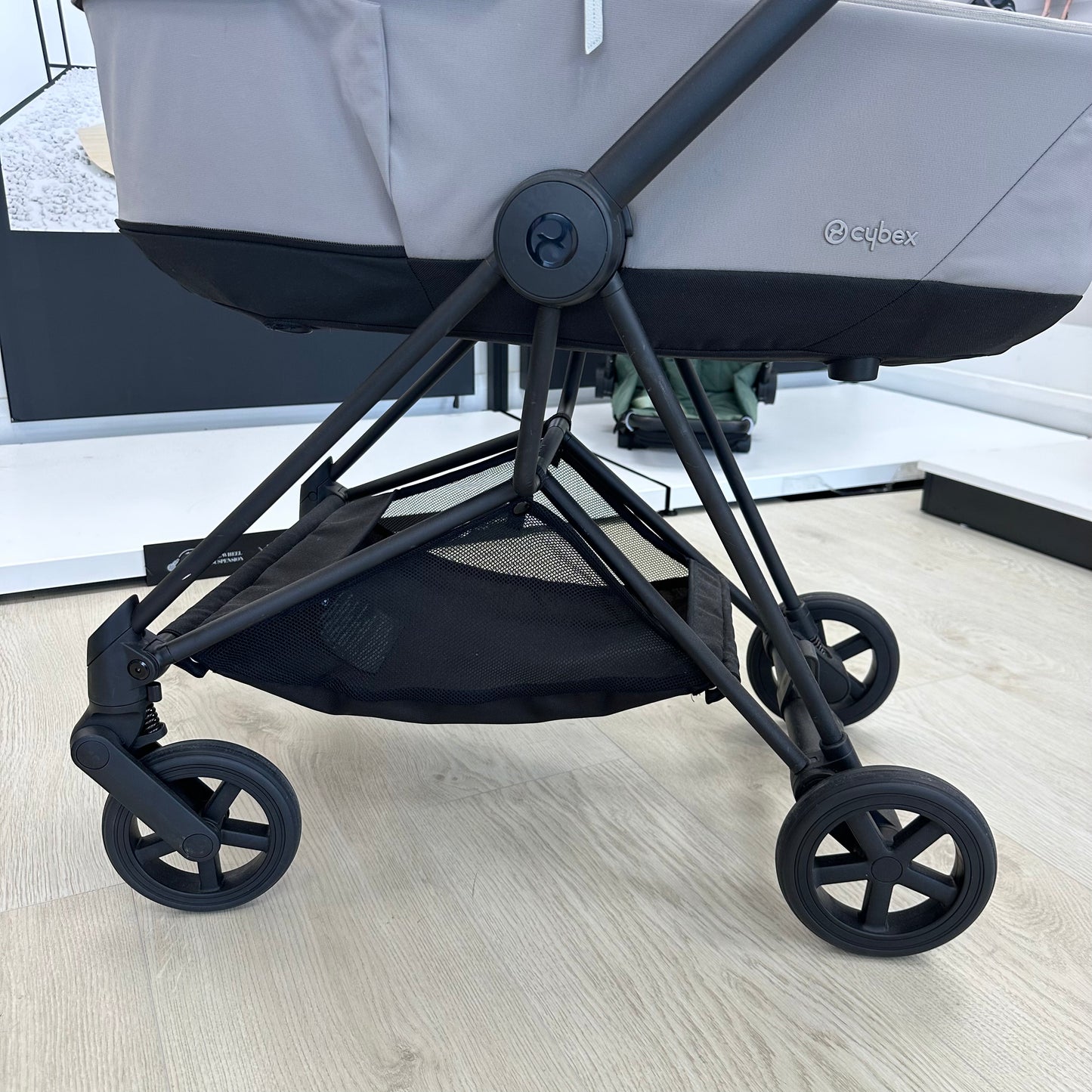 Ex Display Cybex Mios with Black Frame, Grey Carrycot & Green Seat Unit