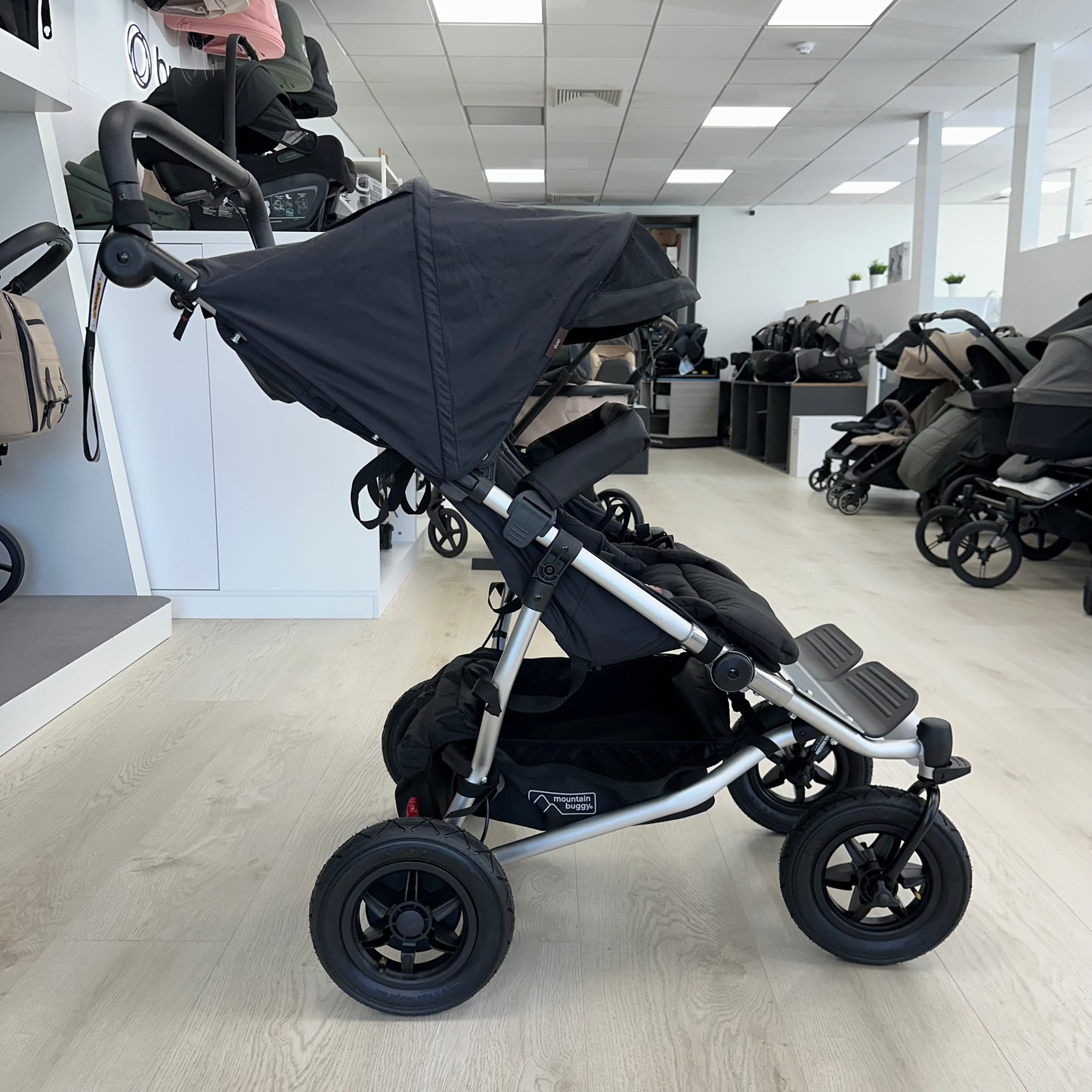 Ex Display Mountain Buggy Duet - Black