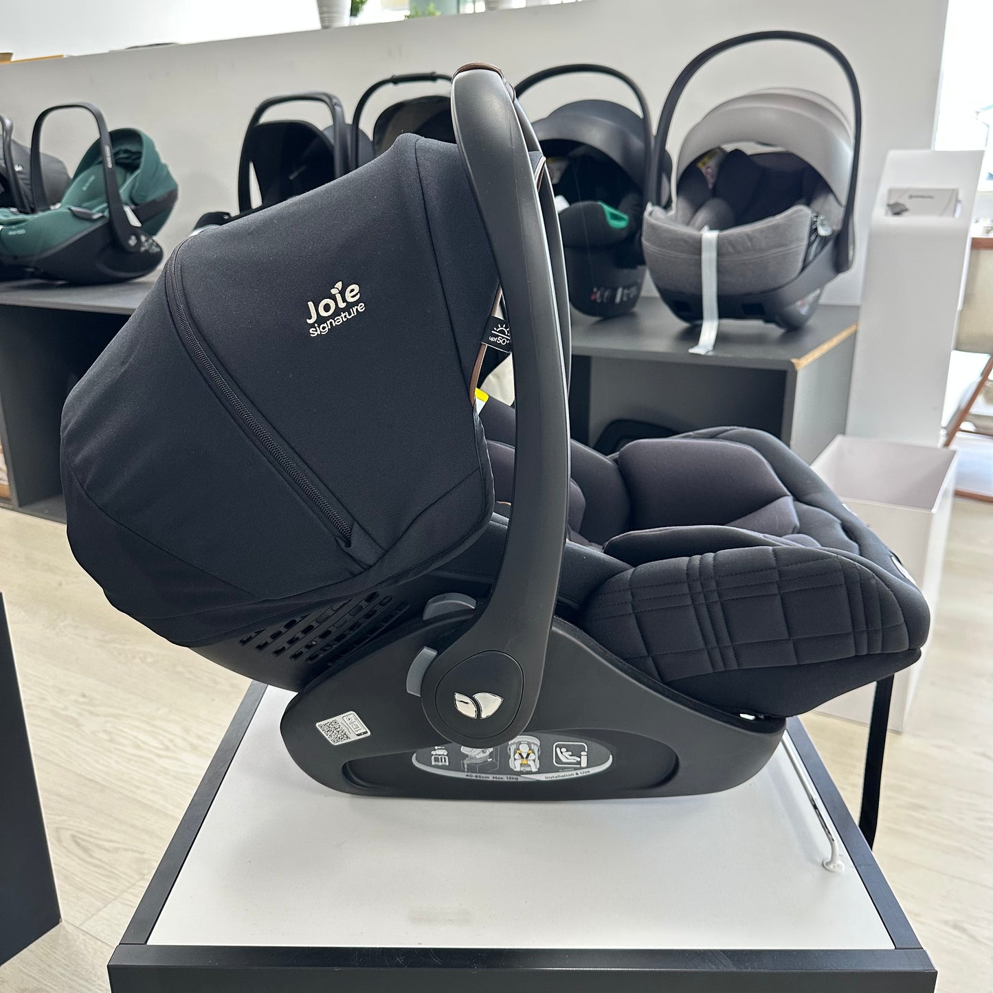 Ex Display Joie iLevel Car Seat - Black
