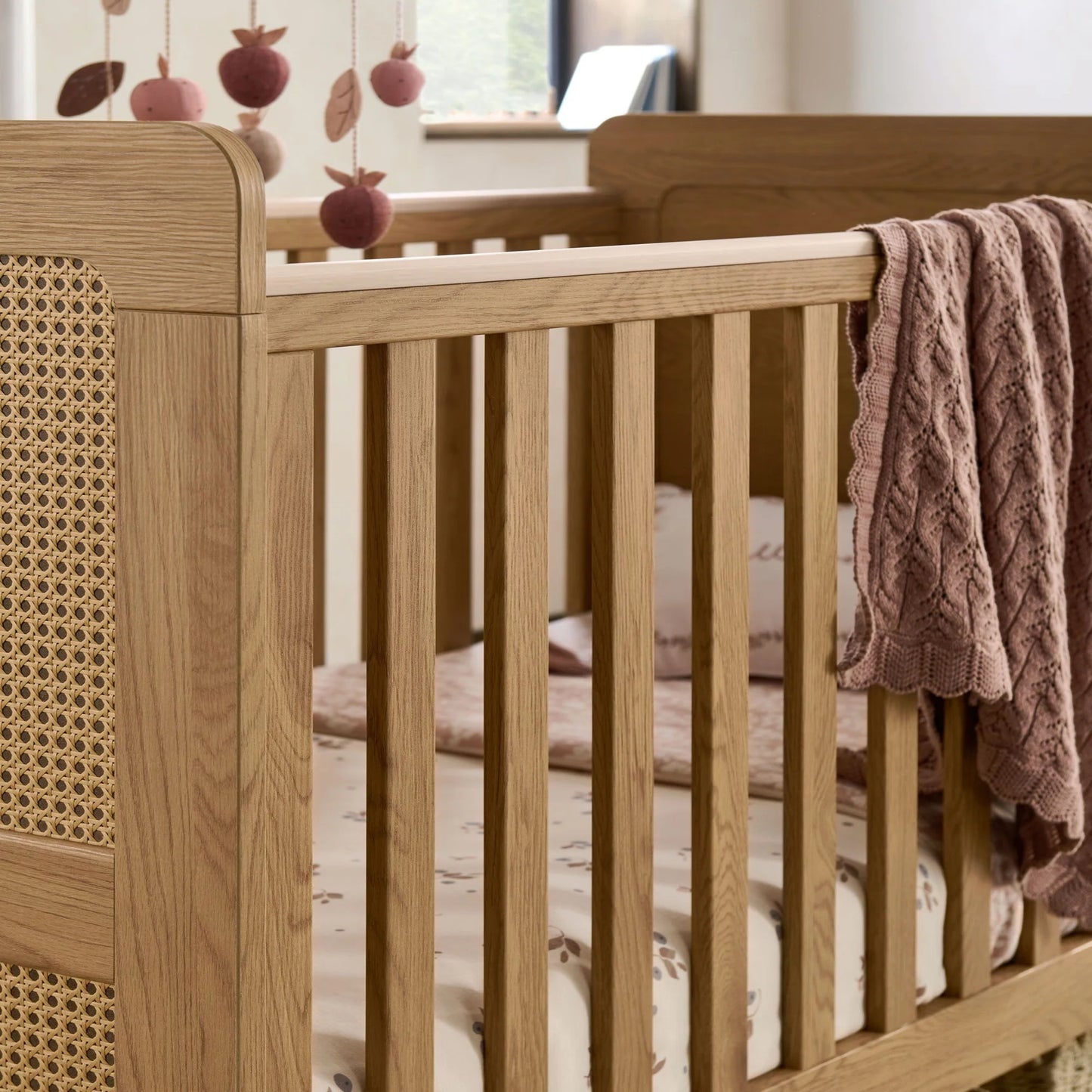 Mamas & Papas Esna Cot Bed