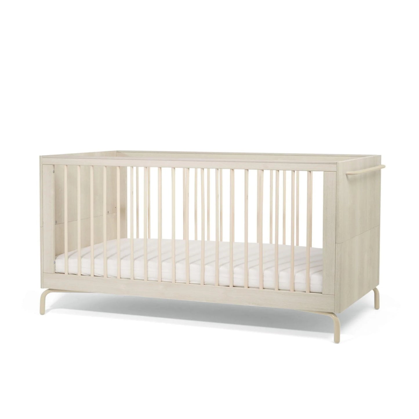 Mamas & Papas Kinlay 2 Piece Set with Cot Bed and Dresser