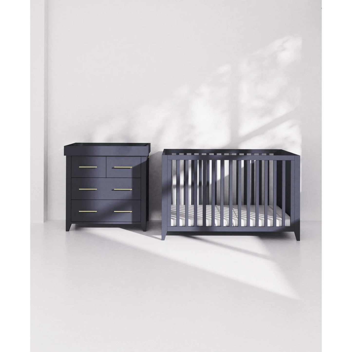 Mamas & Papas Melfi Set (Cot bed & Dresser)