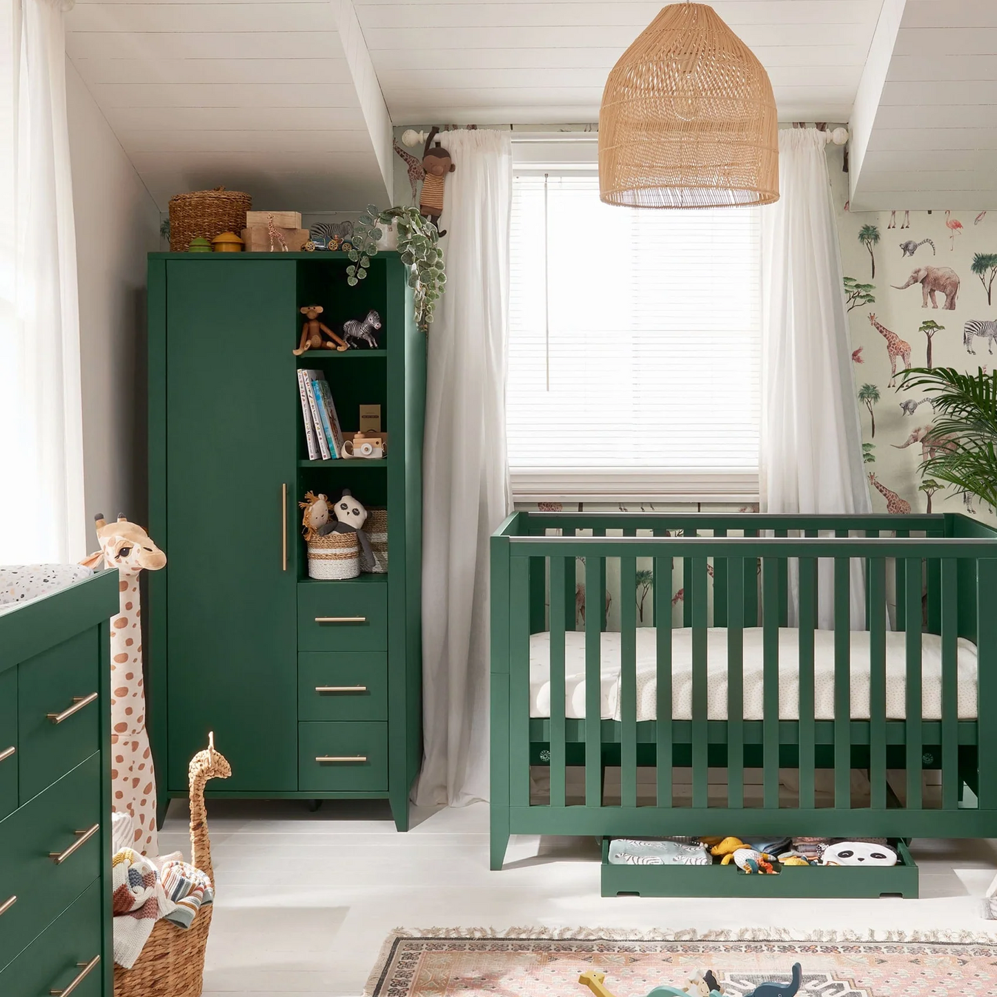 Mamas & Papas Melfi Range (Cot Bed, Dresser & Wardrobe)