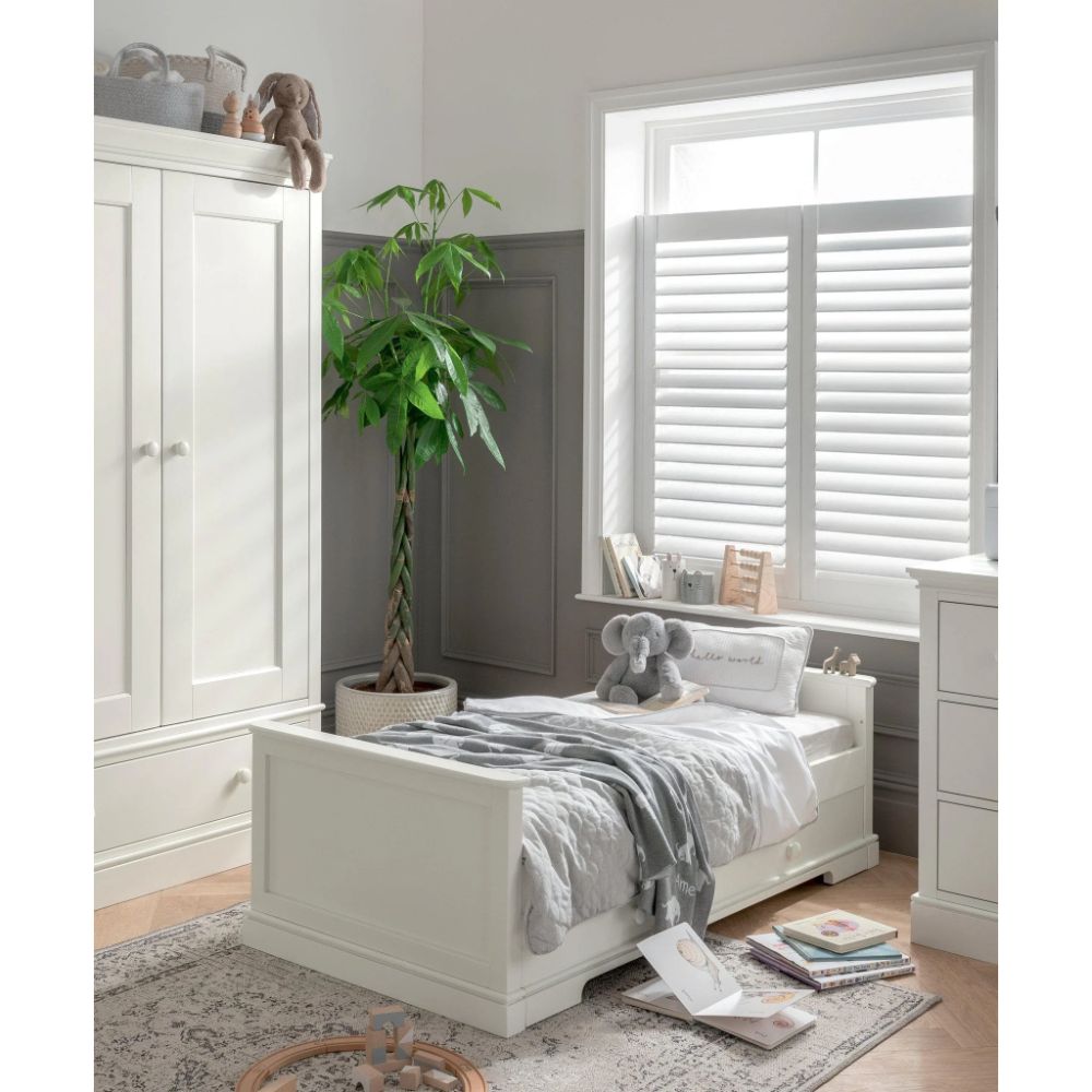 Mamas & Papas Oxford 3 Piece Baby Cot Bed Range with Dresser Changer and Wardrobe