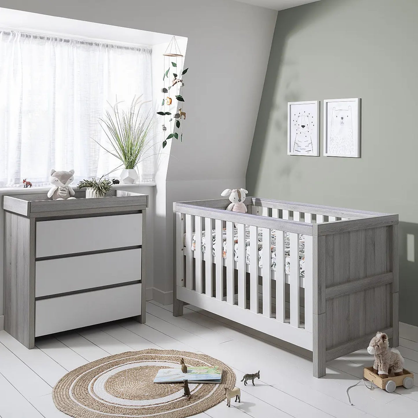 Tutti Bambini Modena 2 Piece Set with Cot Bed and Dresser Changer