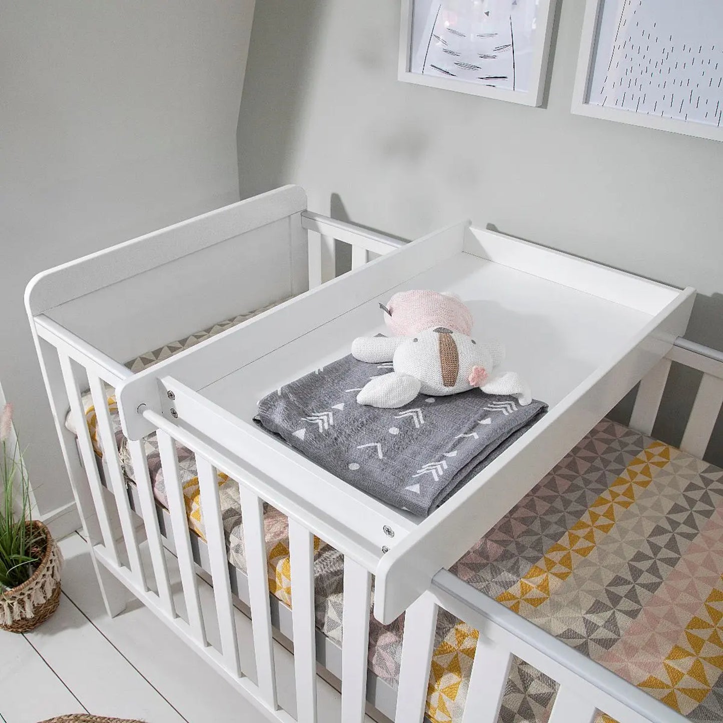 Tutti Bambini Rio Cot Bed with Cot Top Changer & Mattress