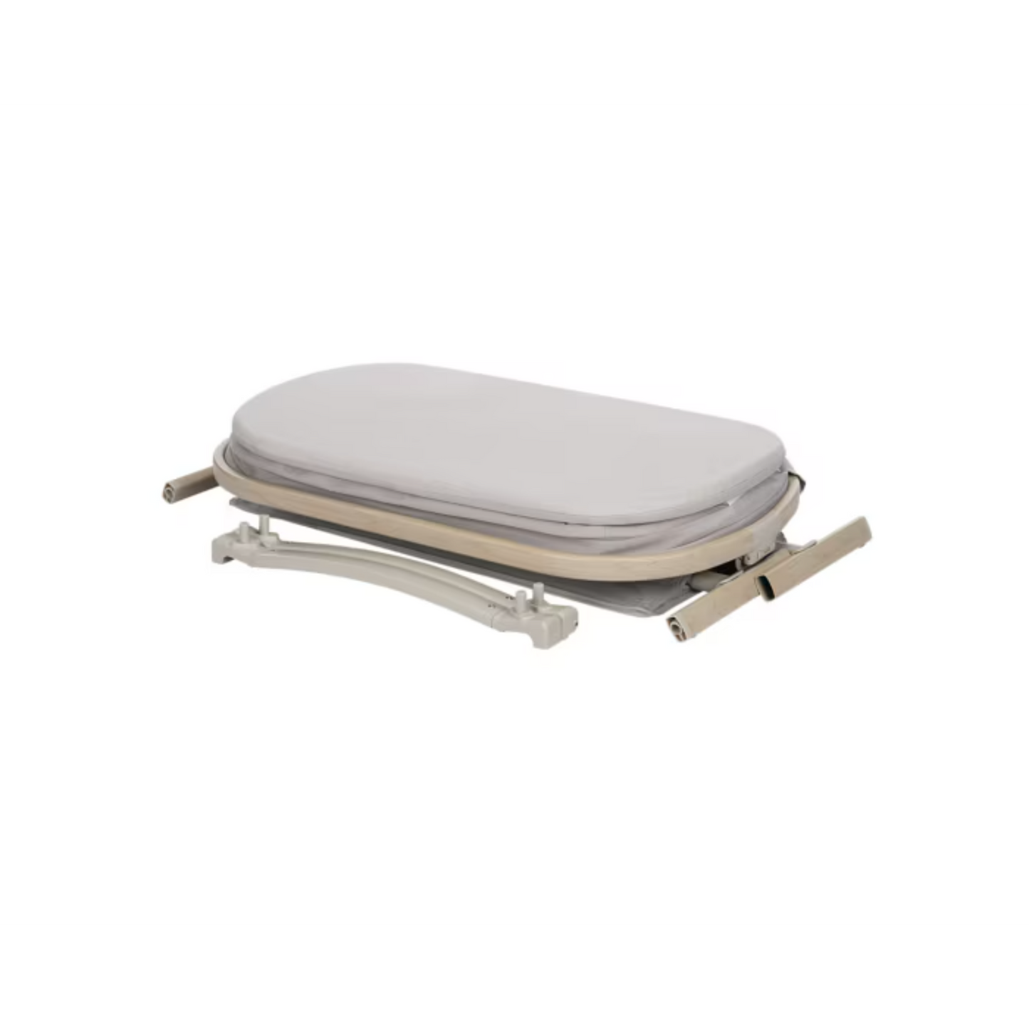 Maxi Cosi Iora Air Bundle with Bedsheets