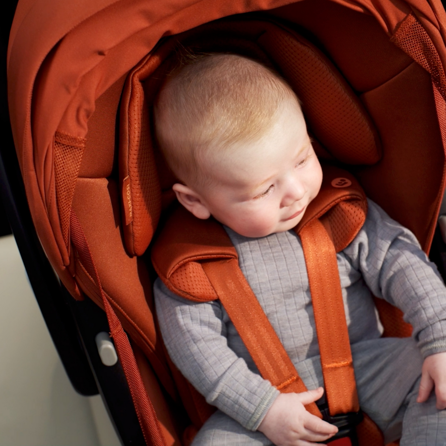 Maxi-Cosi Coral Slide Pro i-Size Infant Car Seat