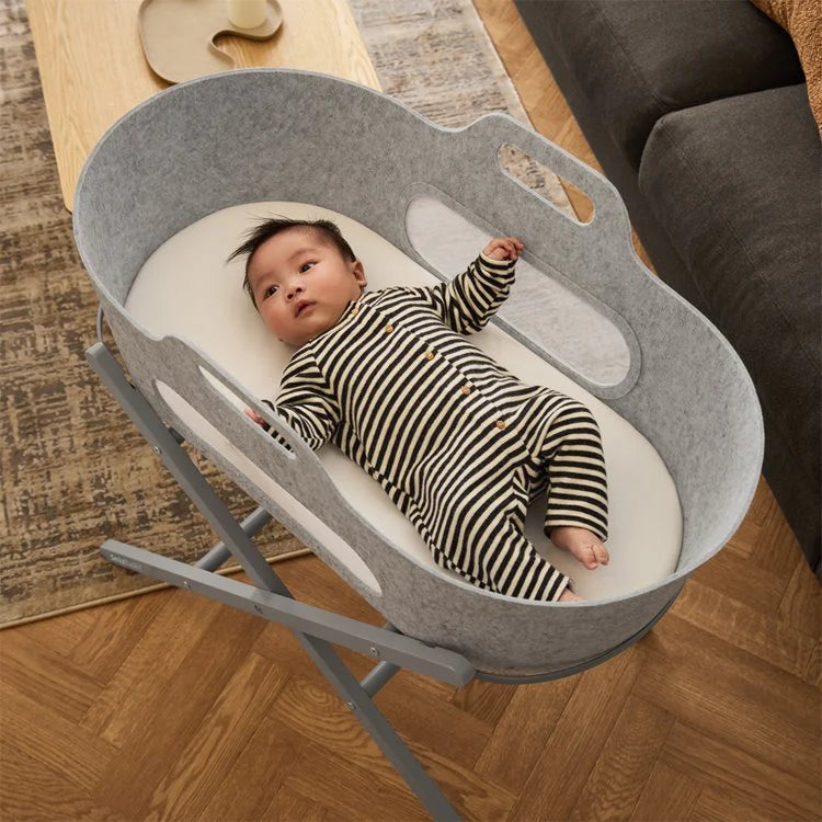 SnuzBaskit Moses Basket & Stand