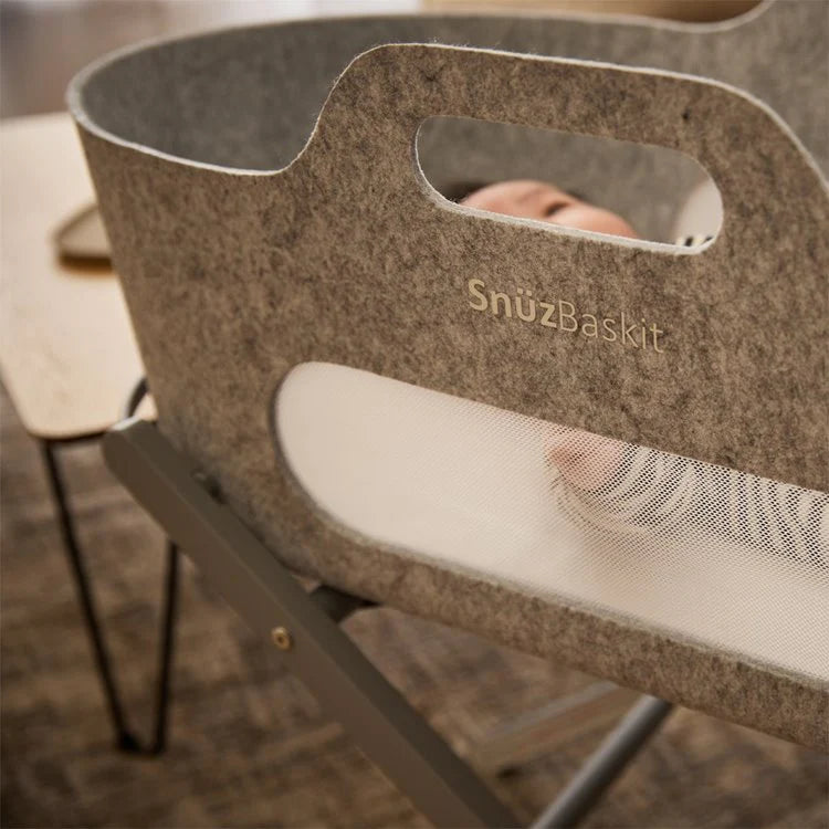 SnuzBaskit Moses Basket & Stand