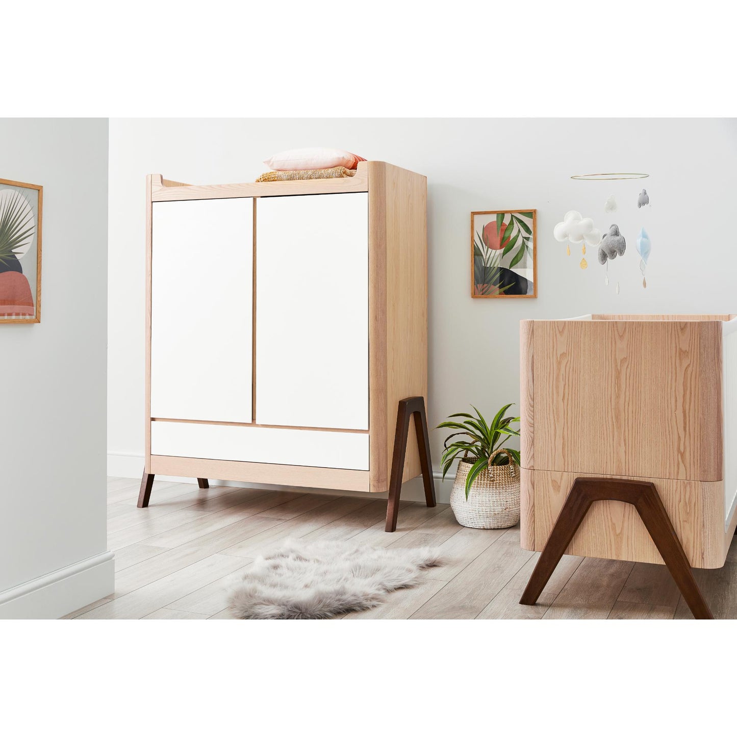 Gaia Baby Hera 4 Piece Set with Cot, Dresser, Wardrobe and Changing Station