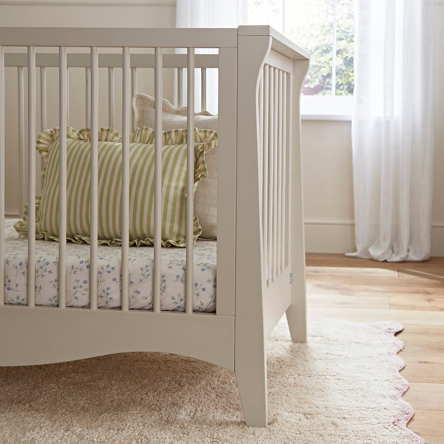 CuddleCo Clara Mini 2 Piece set with Cotbed and Dresser