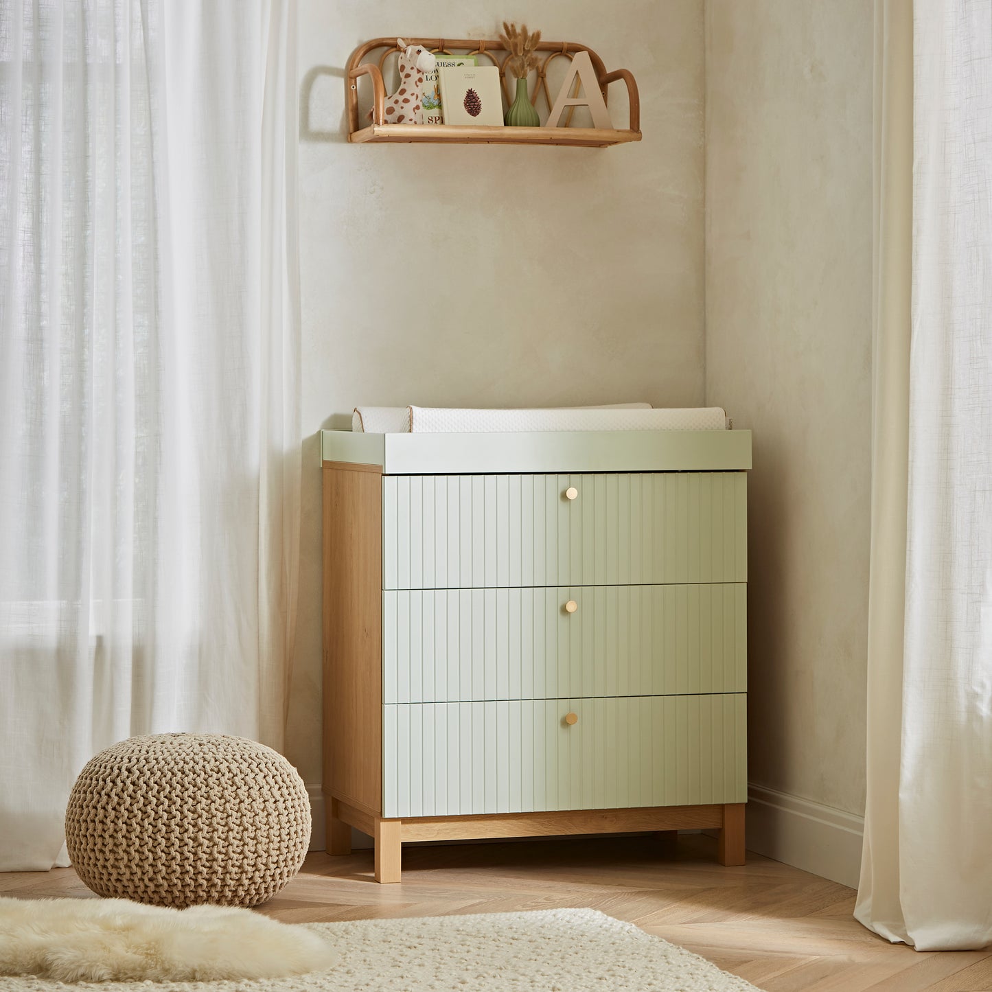 CuddleCo Remi Dresser Changer