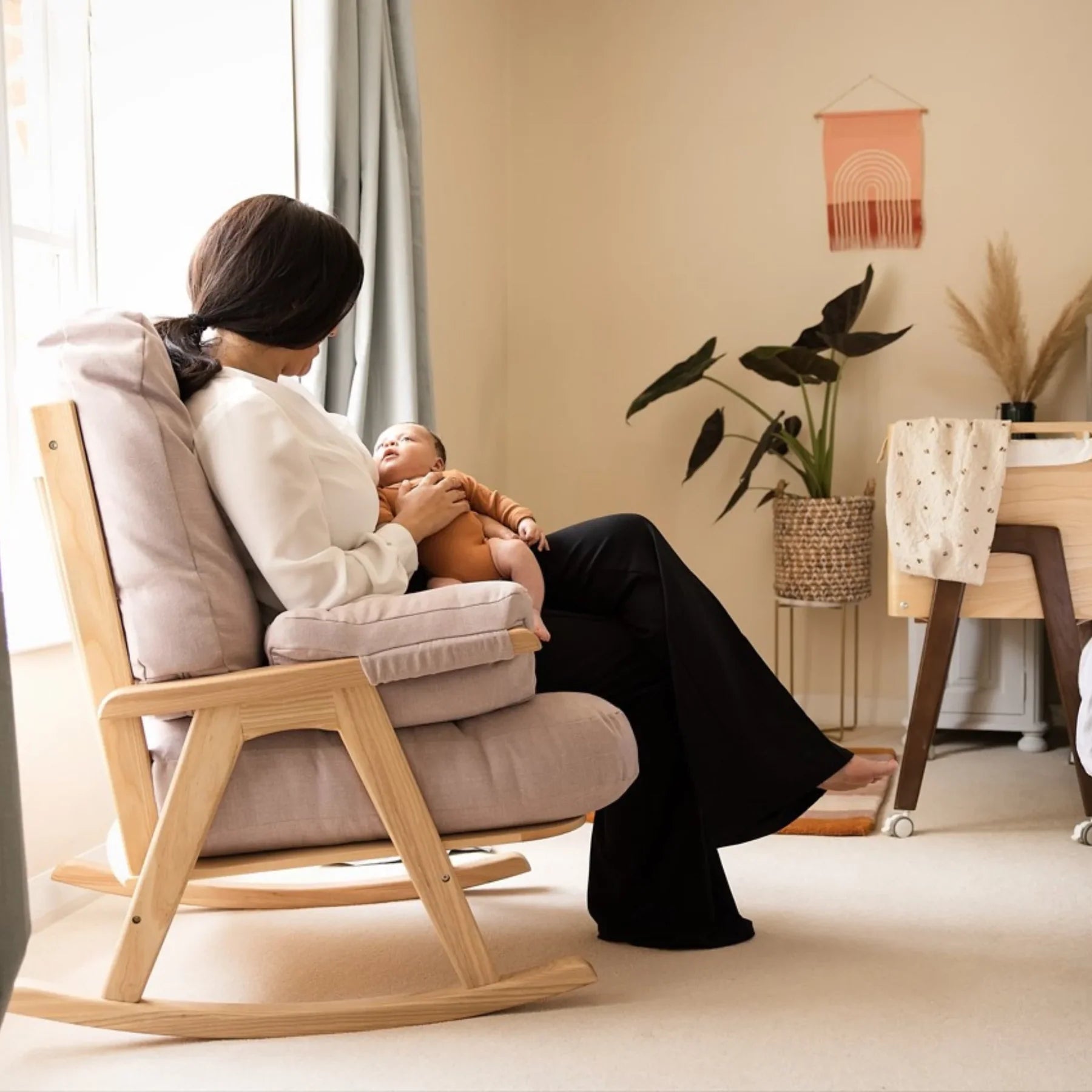 Living Room Best Rocking Chair For Nursing Baby Nursery Rocker And