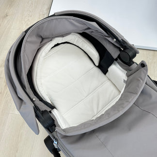 Ex Display Cybex Mios with Black Frame, Grey Carrycot & Green Seat Unit