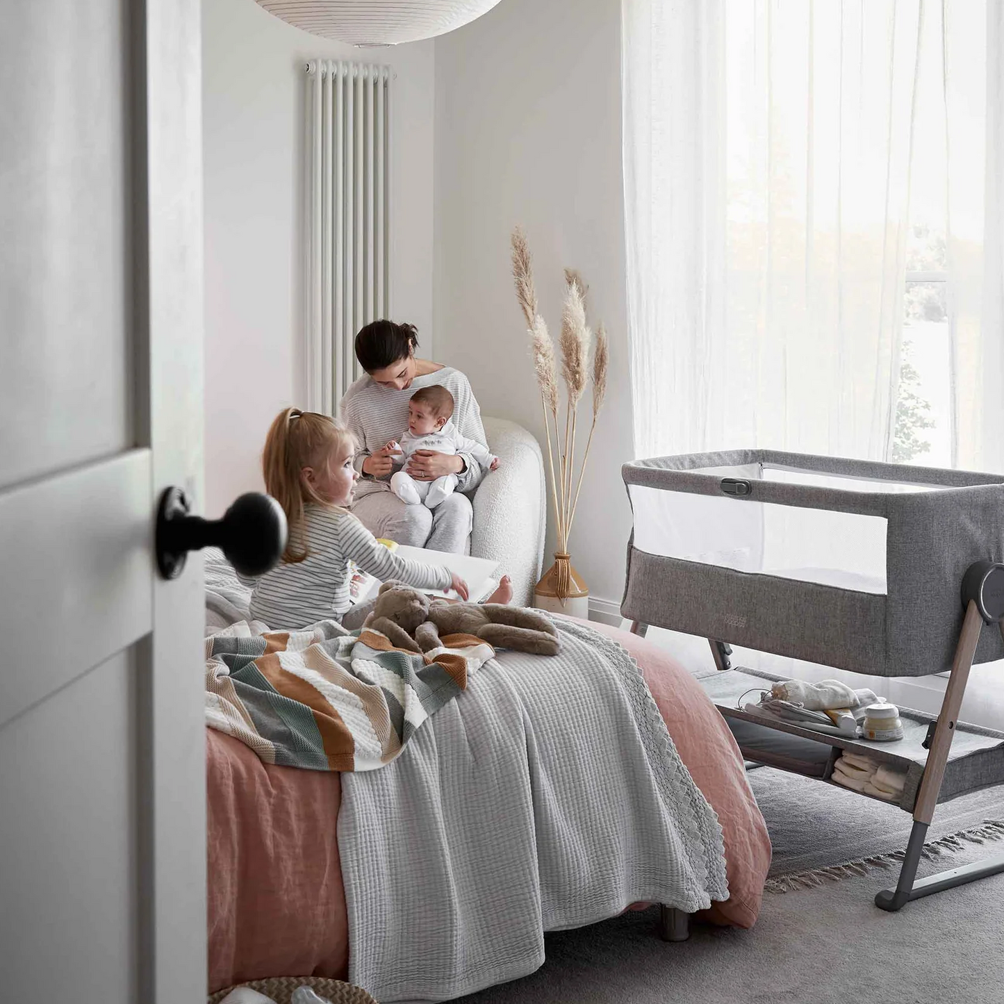 Mamas & Papas Lua Bedside Crib