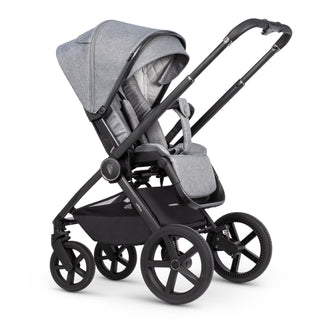 Venicci Upline 3 in 1 with Venicci Engo Car Seat and Isofix Base