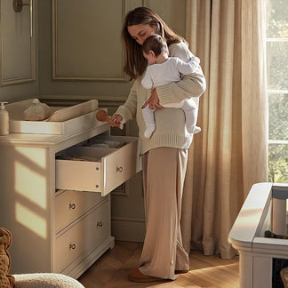CuddleCo Beaumont 2 Piece Set with Low Cotbed and Dresser