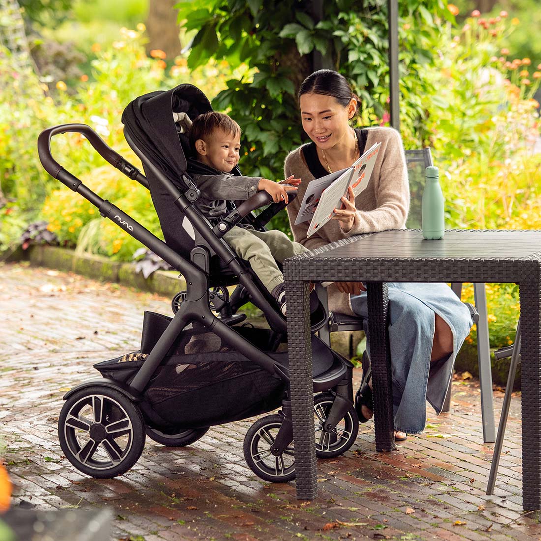 Nuna DEMI Next Bundle with Nuna Pipa Car Seat & Base Next