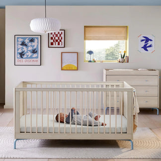 Mamas & Papas Kinlay Cot Bed