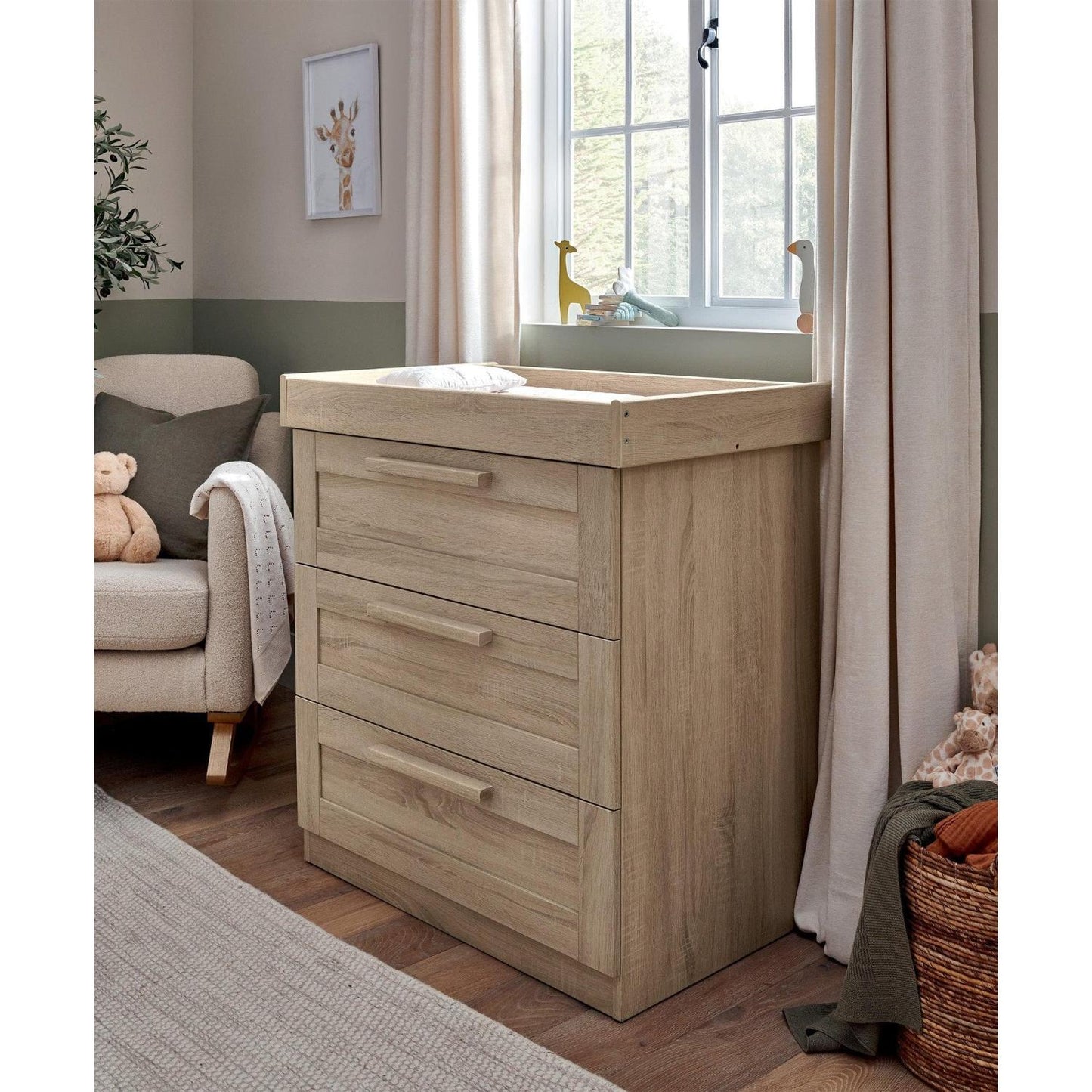 Mamas and Papas Atlas 2 Piece Small Cotbed and Dresser Changer