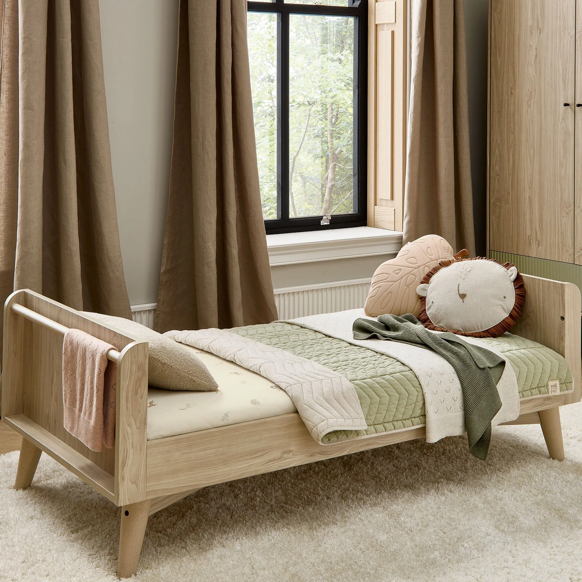 Order Now Mamas Papas Coxley Set Cot bed Dresser BabyDoc