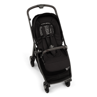 Nuna SWIV Bundle with Nuna Arra Flex and Base Curv