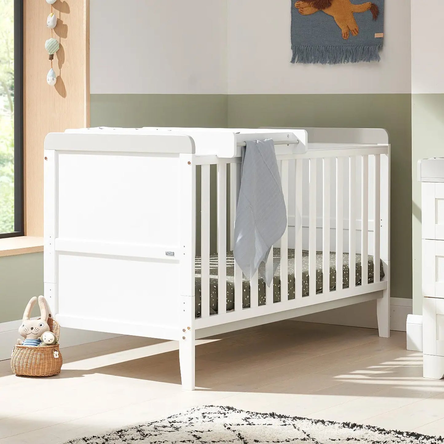 Tutti Bambini Rio Cot Bed with Cot Top Changer & Mattress