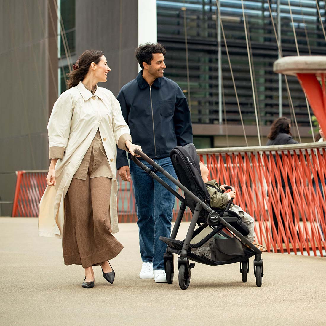 Nuna SWIV with LYTL Carrycot & URBN bundle
