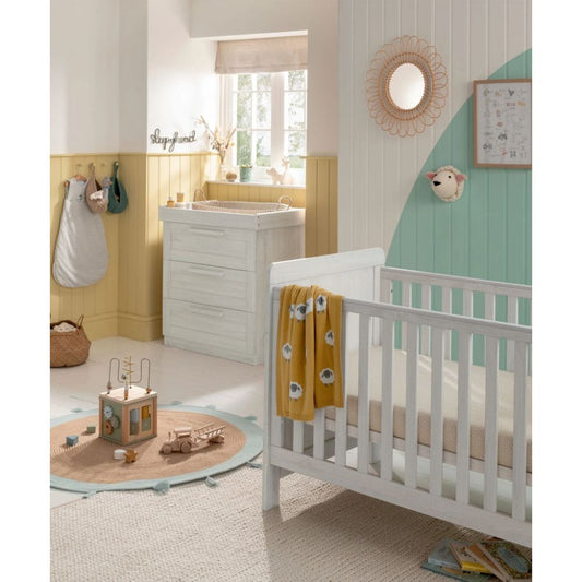 Mamas & Papas Atlas 2 Piece Cot Bed Set with Dresser